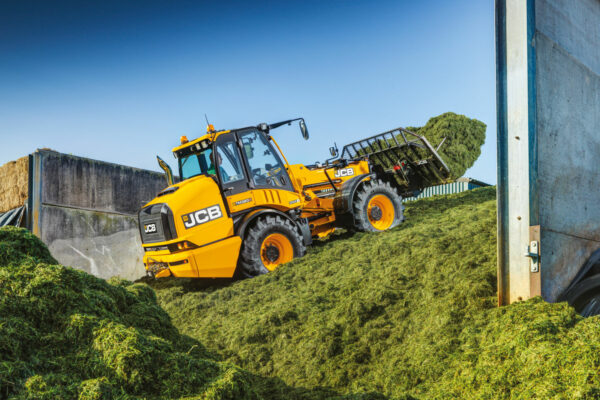 Télescopique rotatif JCB TM320S manutention agricole Bernard Manutention Agri